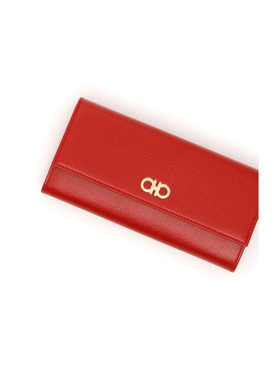 Shop Ferragamo Gancini Continental Wallet In Lipstik|rosso
