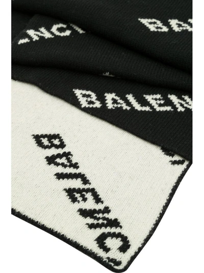 Shop Balenciaga Intarsia Knit Scarf In Nero/bianco