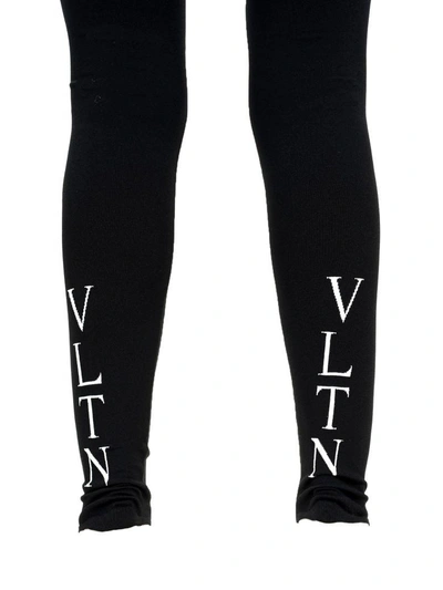 Shop Valentino Vltn Leggings In Nero Avorio