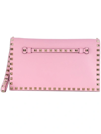 Shop Valentino Garavani Rockstud Clutch - Pink