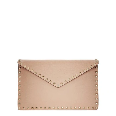 Shop Valentino Rockstud Blush Leather Clutch In Nude