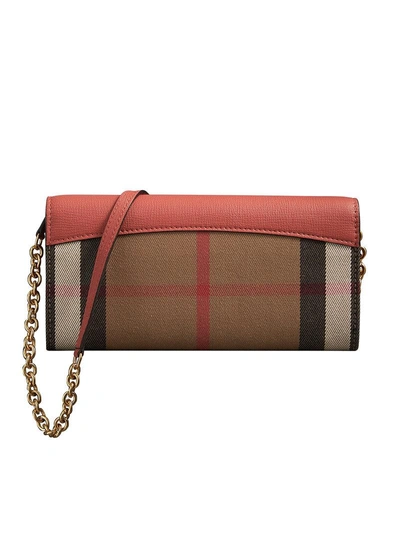 Shop Burberry House Check And Leather Wallet With Chain - Red