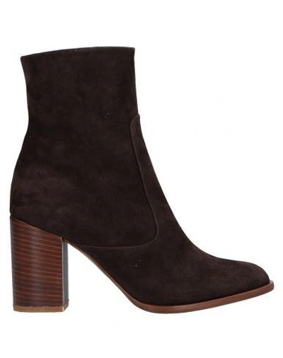 Shop Veronique Branquinho Ankle Boot In Dark Brown