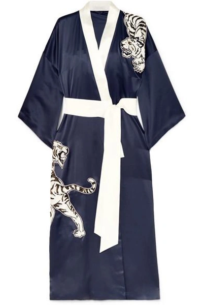 Shop Olivia Von Halle Queenie Embroidered Silk Robe In Navy