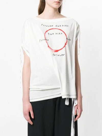 Shop Ann Demeulemeester Asymmetrisches 'kid Forever' T-shirt - Weiss