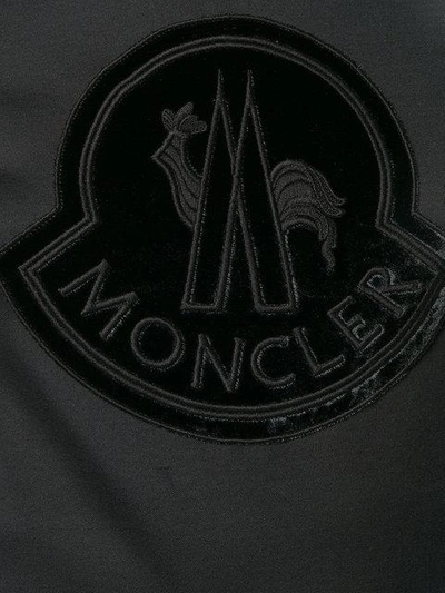 Shop Moncler T-shirt Mit Stickerei In Black