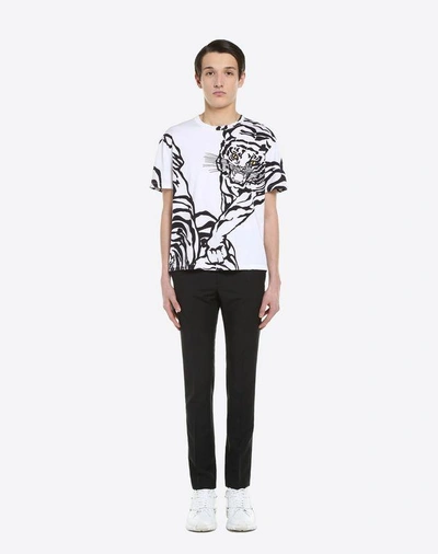 Shop Valentino T-shirt With Tiger Re-edition Print In Ivory