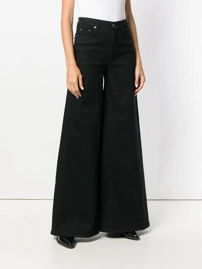 wide leg trousers