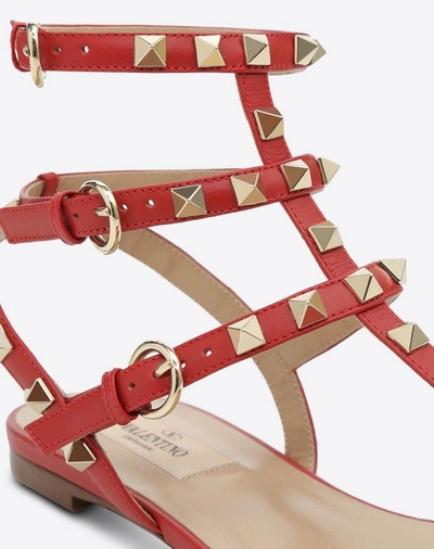 Shop Valentino Garavani Rockstud Flip Flop Sandal In Calfskin Leather In Rosso