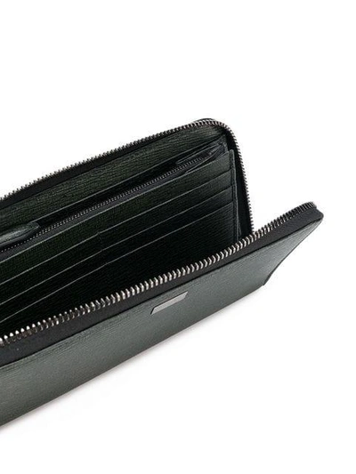 Shop Ferragamo Salvatore  Zipped Wallet - Black