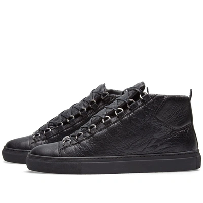 Shop Balenciaga Arena High Classic In Black