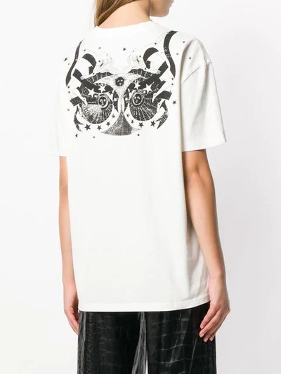 Shop Givenchy T-shirt Mit Print - Weiss In White