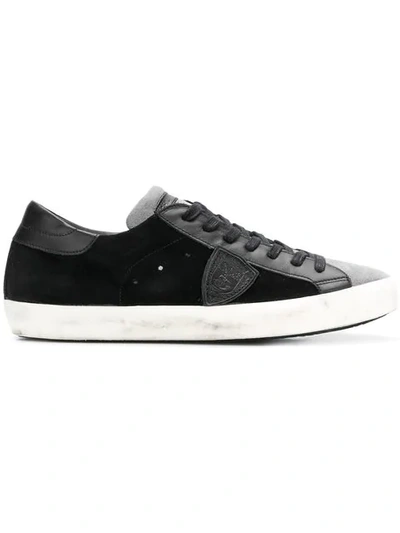 Shop Philippe Model Classic Low-top Sneakers In Black