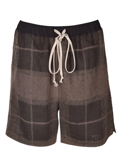 Shop Rick Owens Drawstring Checked Shorts In Dust