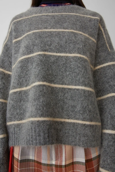 马海毛条纹毛衣 灰色/米色