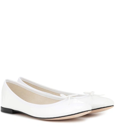 Shop Repetto Cendrillon Leather Ballet Flats In White