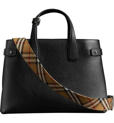 Shop Burberry Medium Banner Leather Tote In Black