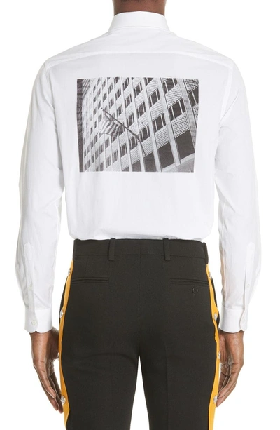 Shop Calvin Klein 205w39nyc Building With American Flag Photograph Cotton Shirt In White