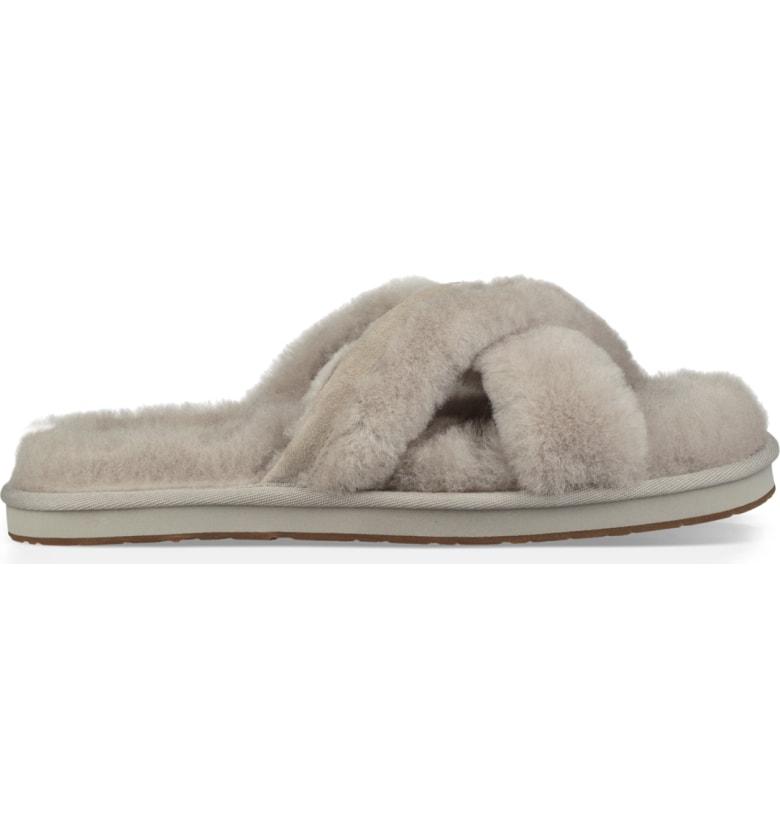 abela genuine shearling flip flop