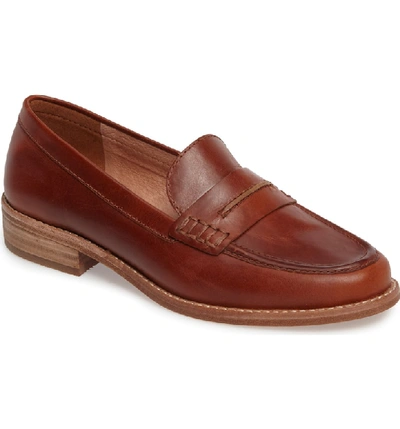 Shop Madewell The Elinor Loafer In Dark Chestnut Leather
