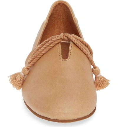 Toms kelli flats store honey