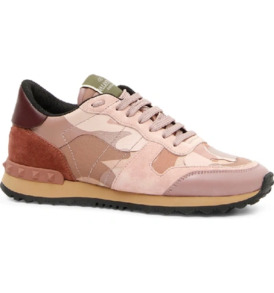 Shop Valentino Rockstud Sneaker In Poudre/ Rose