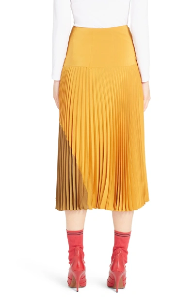 Shop Fendi Pleated Silk Crêpe De Chine Skirt In Gold
