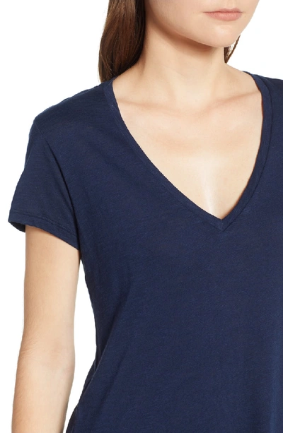 Shop Amour Vert Joline V-neck Tee In Dark Navy