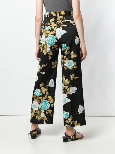 Shop Junya Watanabe Floral Cropped Trousers - Black