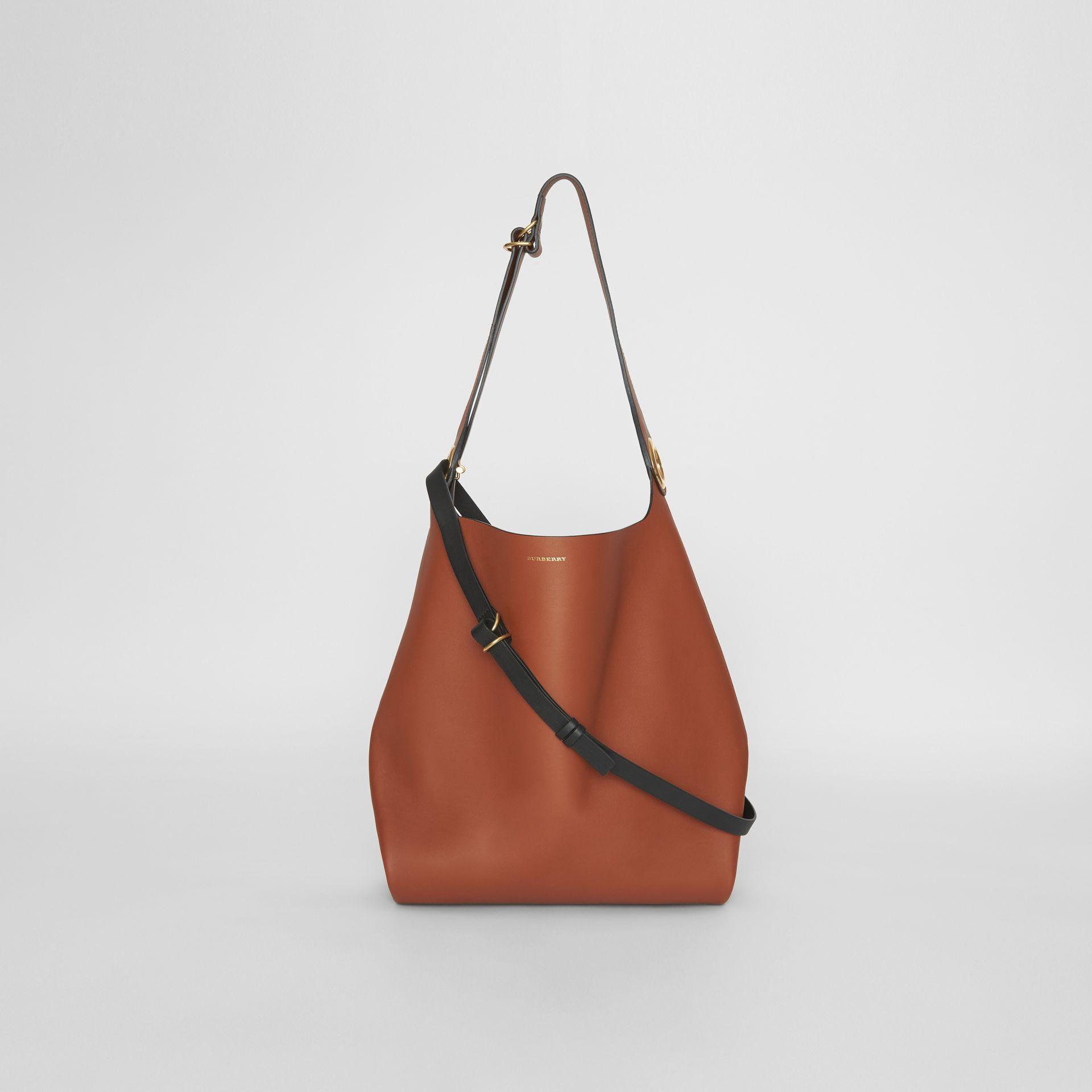 burberry leather grommet detail bag