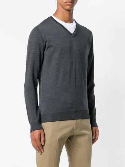 V-neck jumper