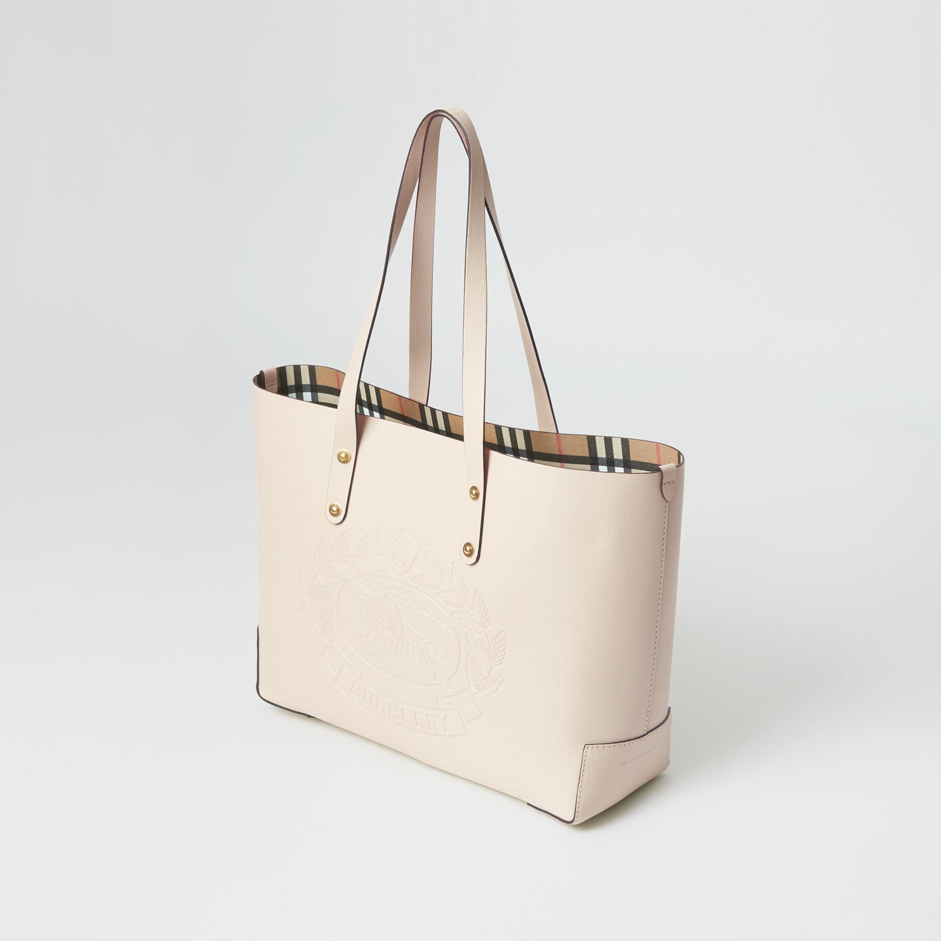 burberry embossed crest small leather tote