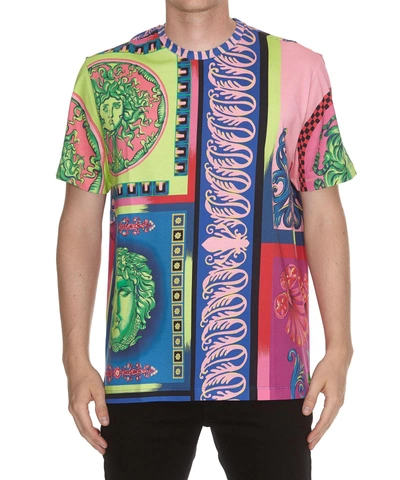 Shop Versace Medusa Pop Up Art Foulard T-shirt In Multicolor