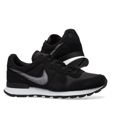 Shop Nike Internationalist W In Black