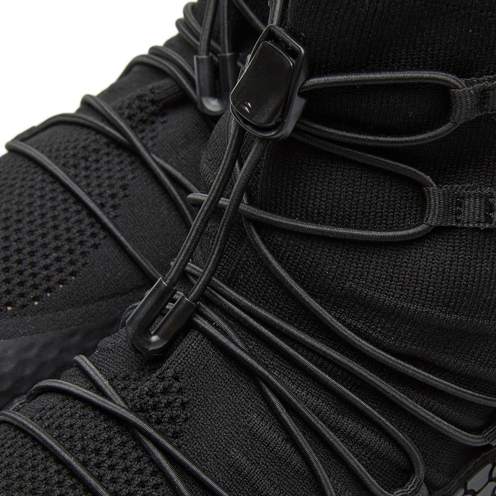 touji mid sock sneaker