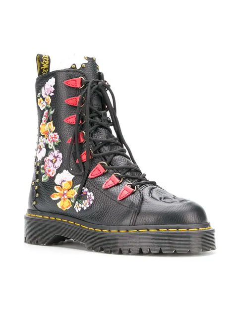 doc martens nyberg