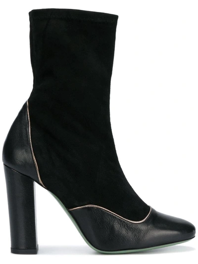Paola D'arcano Ankle Boots In Black
