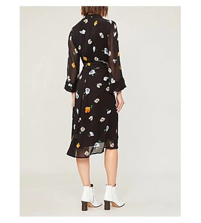 Shop Ganni 纤巧 花的 薄纱 包装 穿着 In Black
