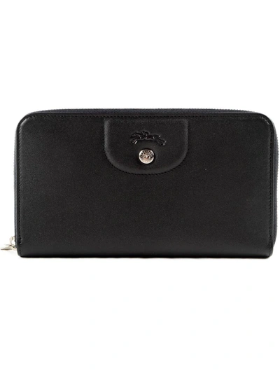 Shop Longchamp Le Pliage Cuir Wallet In Noir