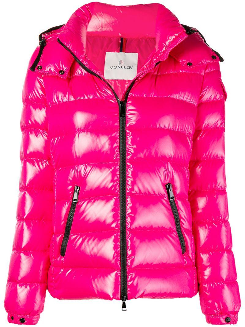 Розовая весенняя куртка. Куртка монклер розовая. Lite Pink куртка монклер. Moncler Pink down Jacket. Куртка монклер лакированная.