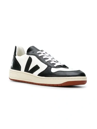 Shop Veja Low-top Sneakers - Black