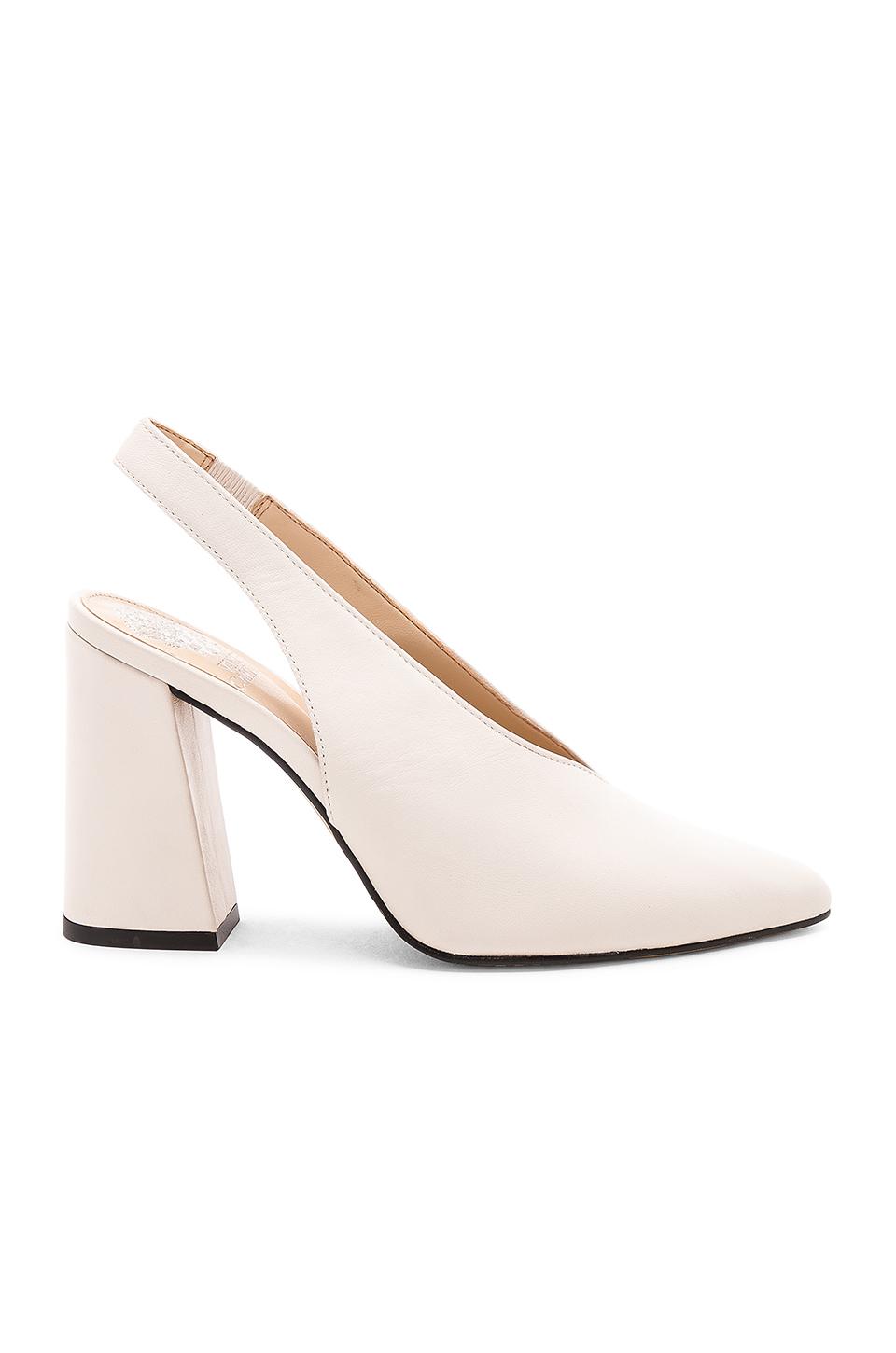 vince camuto tashinta