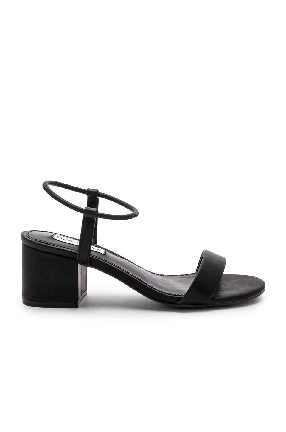 ida sandal steve madden