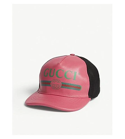 Shop Gucci 标志 皮革 和 网格 帽 In Fuschia