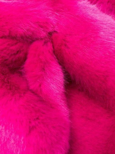 Shop Venus Klassischer Schal In Pink