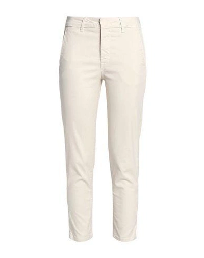 Shop Vince Casual Pants In Ivory