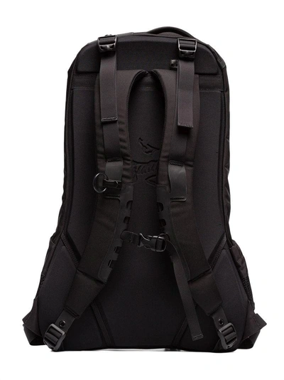 Shop Arc'teryx Arro 22 Backpack With Watertight Construction - Black