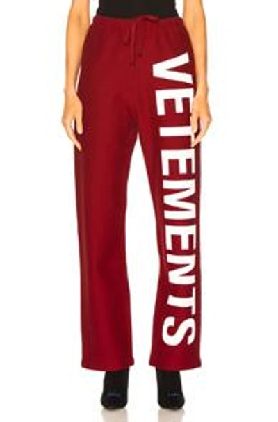 Shop Vetements Logo Sweatpants In Red