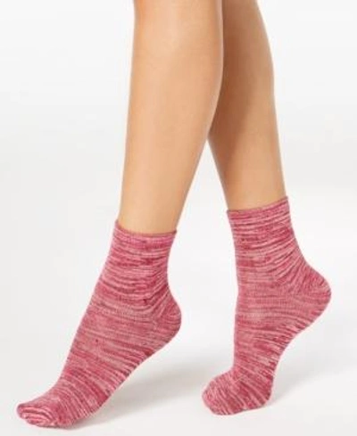Shop Hue Women's Super-soft Cropped Socks In Beet Red