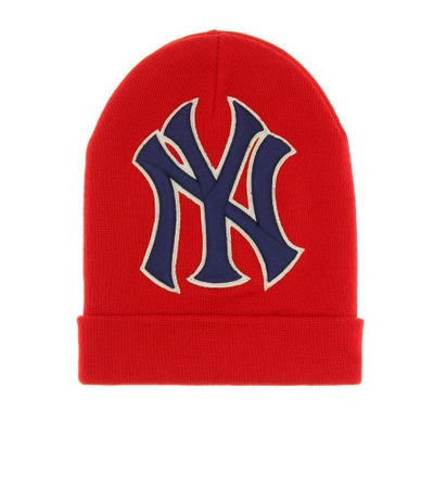 Shop Gucci Ny Yankees Wool Beanie In Red